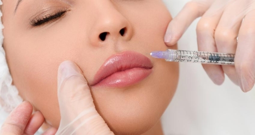 ​​​​​​​بهترین پزشک پوست و زیبایی در فردیس